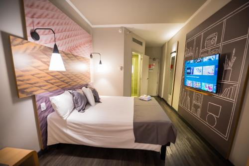 Superior Double Room image 2