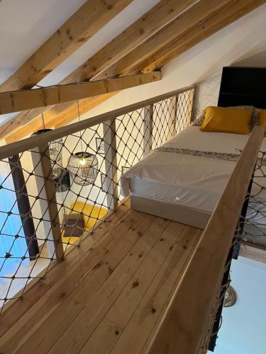 One-Bedroom Loft Apartment with Balcony image 10
