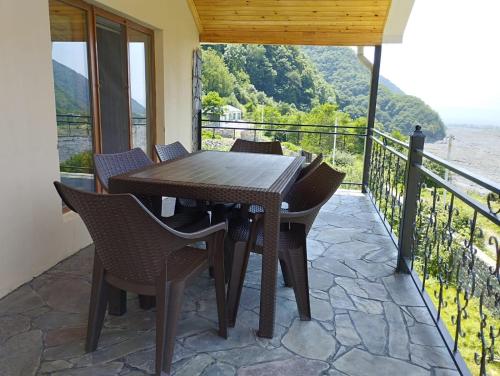 Qax İlisu (Qax Ilisu) in Qax