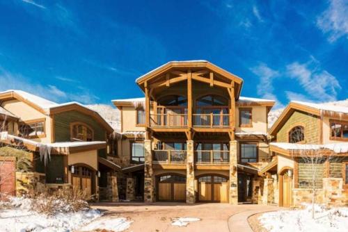 Fairway Springs by Park City Vacations