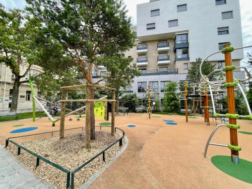New fully equiped appartment with parking in Saint Mande