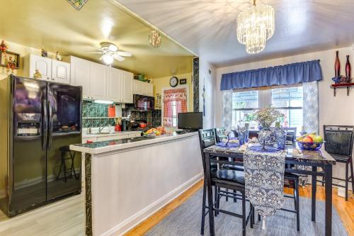 4 Mi to Dtwn Cozy Townhome in Baltimore! in Govans