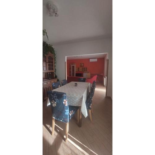 Apartman Dino in Ročko Polje