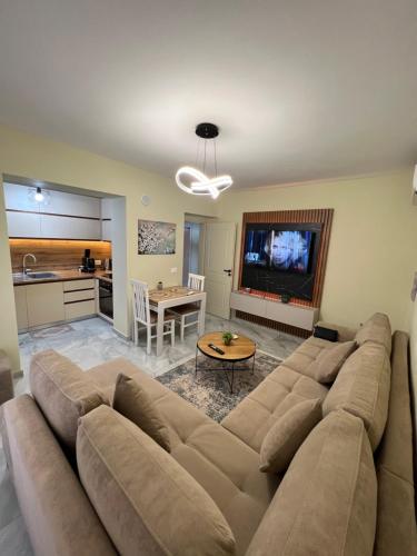 Downtown Deluxe Apartment