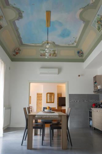 Vittorio Emanuele Suite Apartment, Palermo