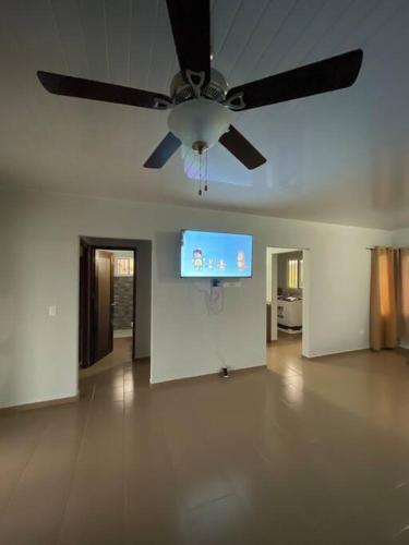 Casa Familiar cerca a todo in Palmira