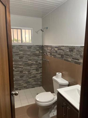 Casa Familiar cerca a todo in Palmira