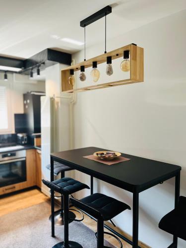 Apartment Black Diamond - Vracar Belgrade - image 3