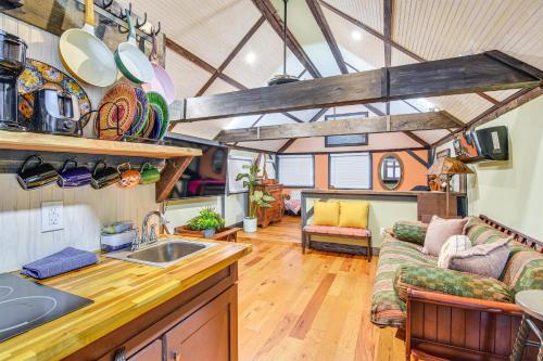 Creekside Milford Studio with Gas Grill and Mtn Views! thumb 4
