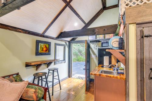 Creekside Milford Studio with Gas Grill and Mtn Views! detail