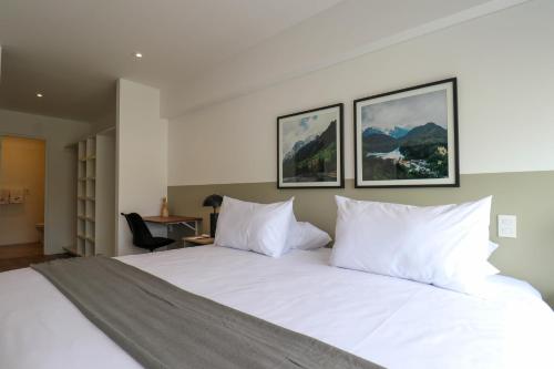 Two-Bedroom Apartment image 8