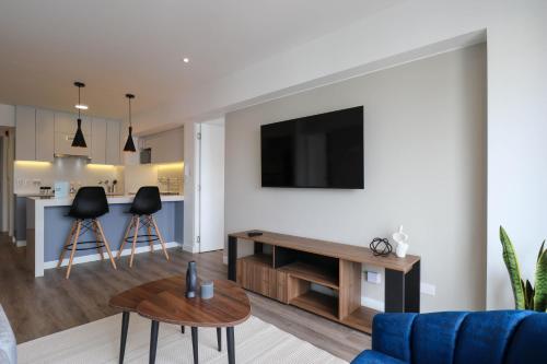 Two-Bedroom Apartment room in Alameda Suites in Miraflores by Wynwood House