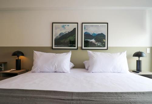 Two-Bedroom Apartment image 7