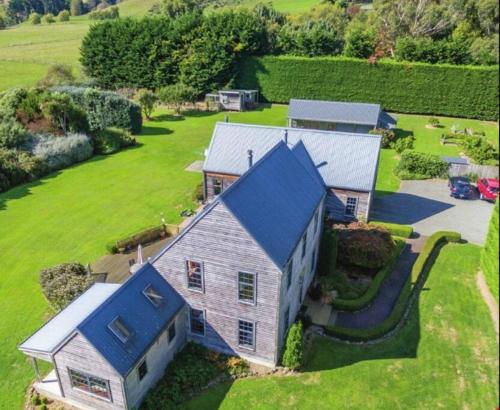 Charming Spacious Rural Otaki Retreat in Otaki