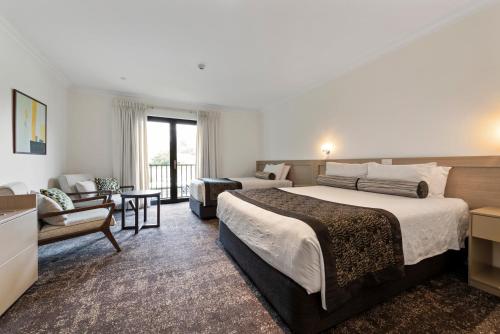 Springs Mittagong Room Type - Executive King and Single Springs Mittagong Room Type - Executive King and Single