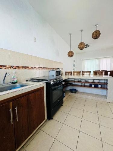 Casa Santorini in คอสตา เอสเมอรอลดา