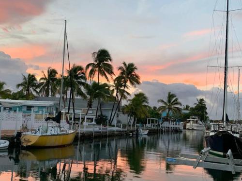 Blue Ocean Bungalow in Marathon, Vereinigte Staaten von Amerika