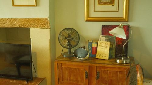 Spacious home in Bath, nature and city!, Bath (photo 3)