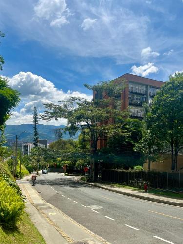 La mejor zona residencial - Poblado cerca a Provenza 50 m2, Medellín (fotografie 2)