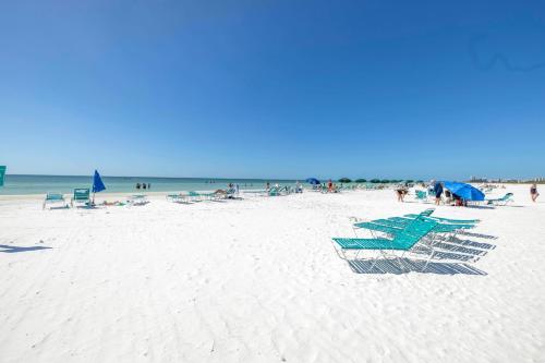 Bayview Unit, Balcony, Private Beach, Heated Pools, Pickle, Hot-tub, Gym, Beach to Bay!, Siesta Key (Foto 3)