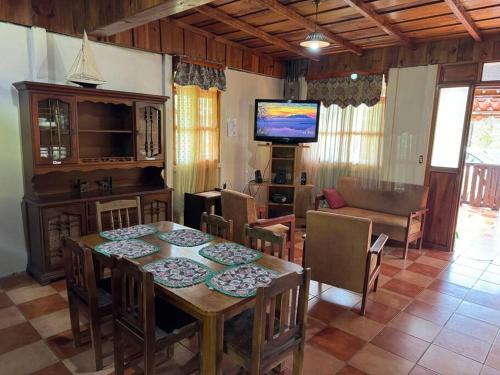 Quinta Herrera in เตอร์เรียลบ้า