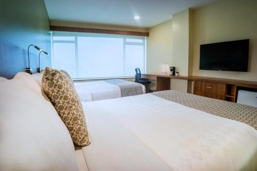 593078531 Wyndham Garden Guayaquil