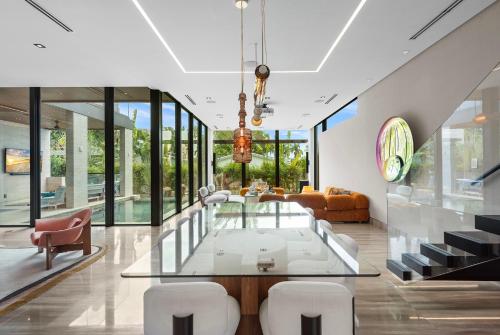 VILLA MODERN SUPER LUXURY MIAMI BEACh in Miami, USA