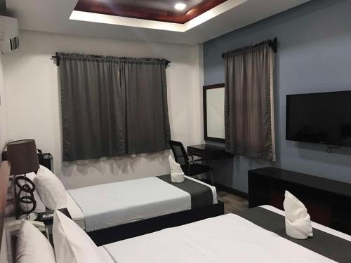 Hotel Gabriella Room Type - Deluxe Triple Room