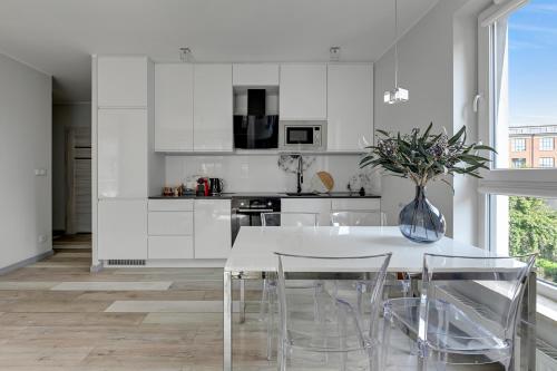 Cozinha, Bastion Wałowa by Q4Apartments in Mlyniska