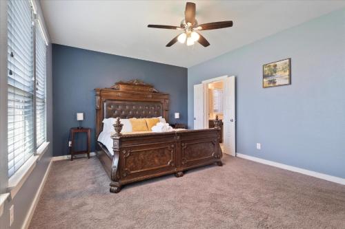 The Aubrey Escape with Fenced Backyard in Aubrey, USA