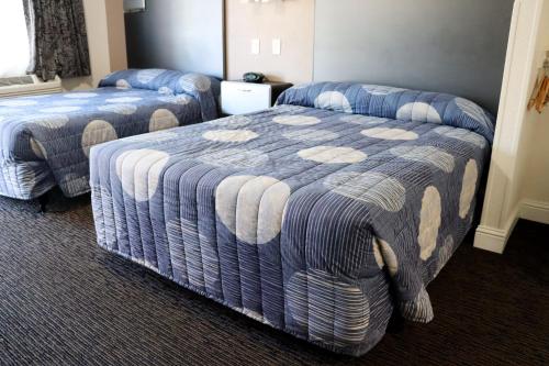 Double Queen Room