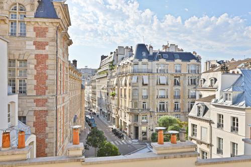 Studio Quartier Saint Michel Notre Dame Free Netflix - image 6