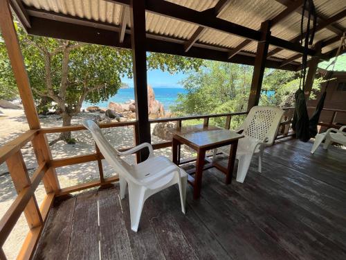 Balcony/terrace, Taothong Villa I in June Juea Bay