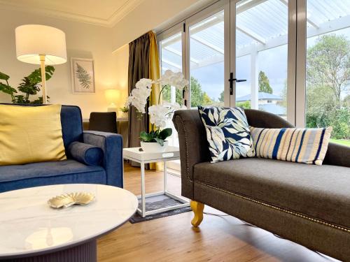 S&N Spacious 5BR Home for Business and Families Quiet Near Shops with Parking, Hamilton (fotografie 7)