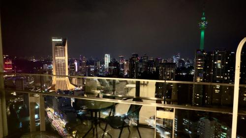 Balcony Cityscape III @The Robertson Residence 41f - image 13
