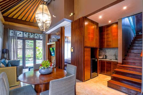 The Springs Villas Jimbaran Room Type - Two-Bedroom Villa The Springs Villas Jimbaran Room Type - Two-Bedroom Villa