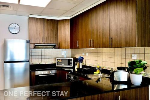 Stunning View 1 Bedroom Apartment Pool & Gym, Dubai (photo 4)