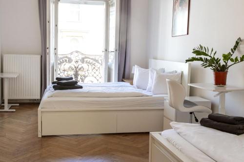 Apartments in Mala Strana - 10 minutes from Charles Bridge, Praha (fotografie 2)