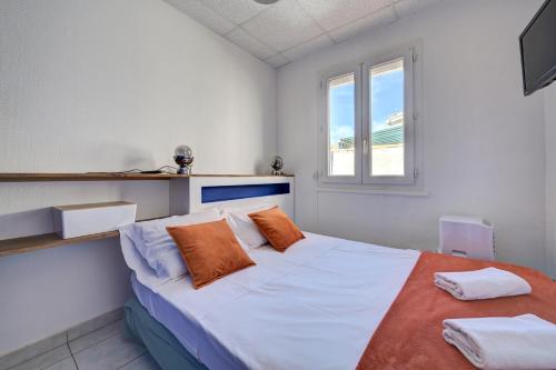 1 queen bed