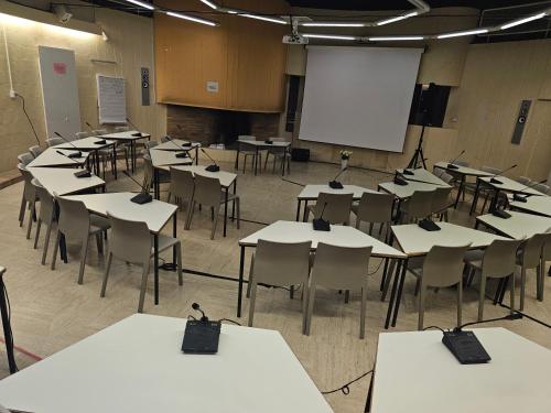 John Knox Center - main image