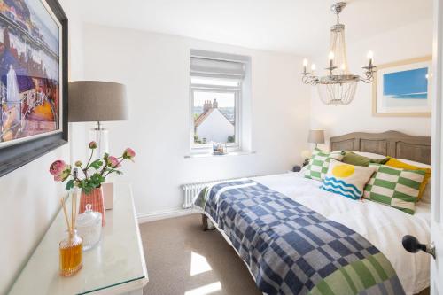 Host & Stay - Voyagers' View, Whitby (photo 10)
