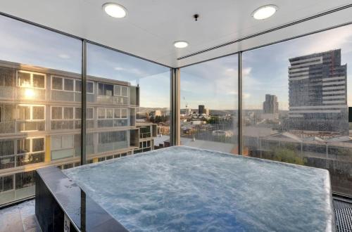 Swainson on Balfours, Adelaide (Foto 7)