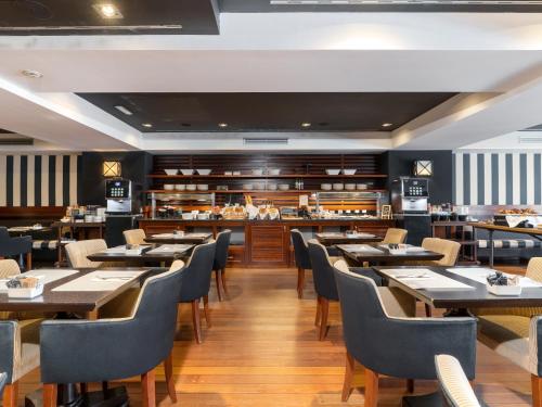 U232 Hotel - image 4