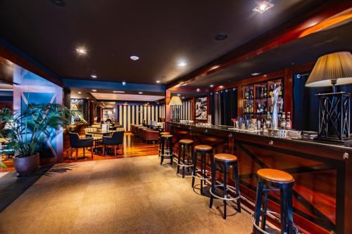 U232 Hotel - image 9