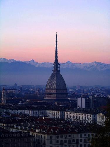 Casa Foscolo 16, Turin