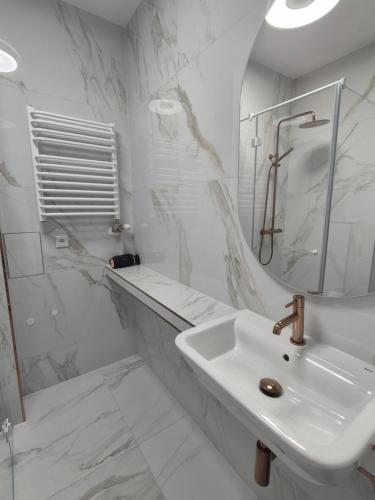 Aparthotel Miodowa 25 Room Type - Studio Apartment with One Double Bed