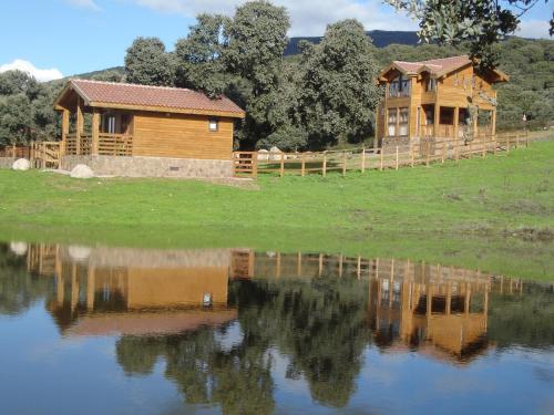 Complejo Rural Los Jarales - Accommodation - Navamorcuende