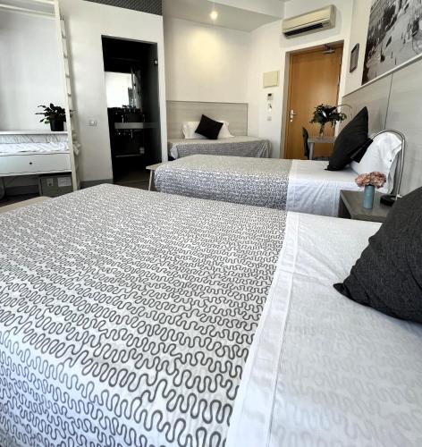 Hostal San Lorenzo - image 9