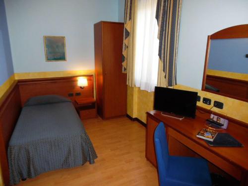 Hotel Majestic - image 5