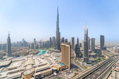 2BR Stunning Burj Khalifa View|Dubai Mall Access - image 11